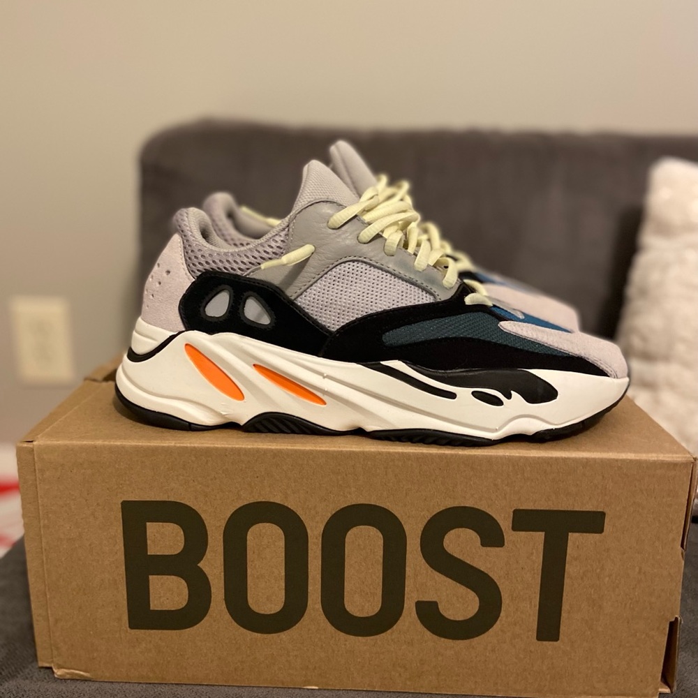 Yeezy Boost 700 Wave Runner